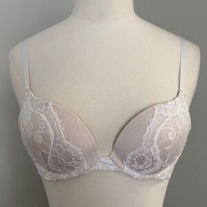 Victoria's Secret Dream Angels Push Up Bra Embroidered Lace 34A